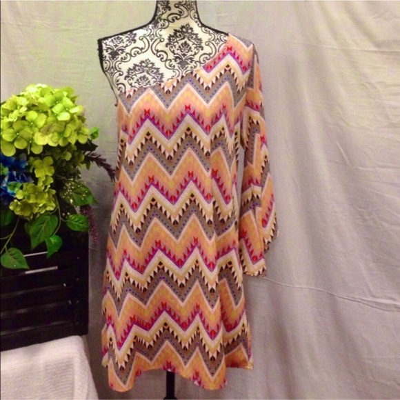 Dresses & Skirts - Chevron One Shoulder Bell Sleeve Mini Dress